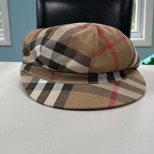 Burberry newsboy style hat